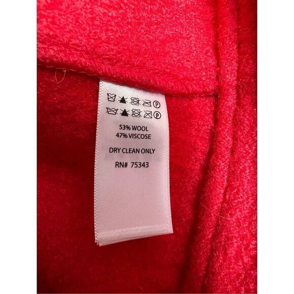 Tahari women’s wool blend hot pink blazer jacket size Medium. #26-1490 - Picture 4 of 6